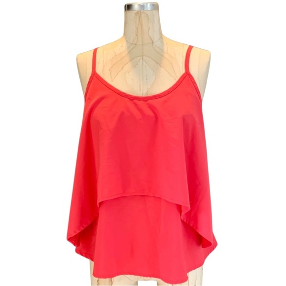 tea n rose Tops - Tea n Rose Red Tired Spaghetti Strap Open Back Tank Top Womens Size Large